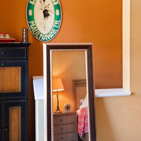 Studio With Mini Kitchen, Pool And Bbq, Pre-Renovation Summer Sale Кихеи Екстериор снимка